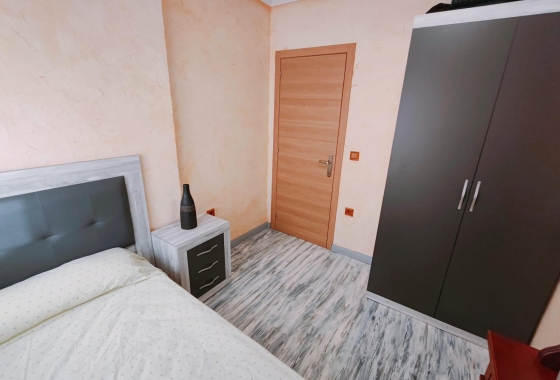 Herverkoop - Appartement / flat - Torrevieja - Acequion