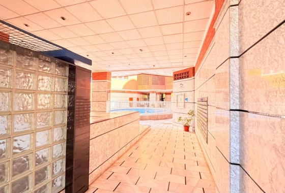 Herverkoop - Appartement / flat - Torrevieja - Acequion