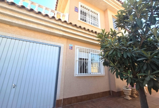 Revente - Villa - Torrevieja - Los Balcones - Los Altos del Edén