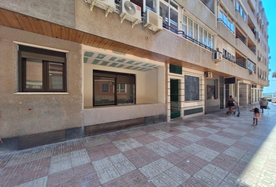 Herverkoop - Appartement / flat - Torrevieja - Acequion