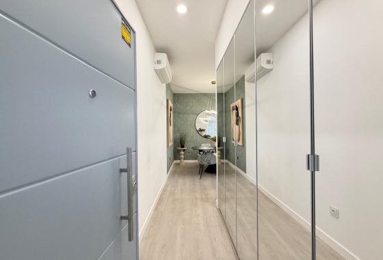 Reventa - Apartamento / piso - Torrevieja - Playa del Cura