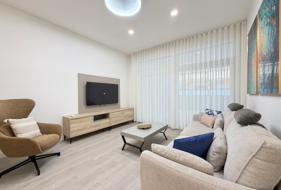 Reventa - Apartamento / piso - Torrevieja - Playa del Cura