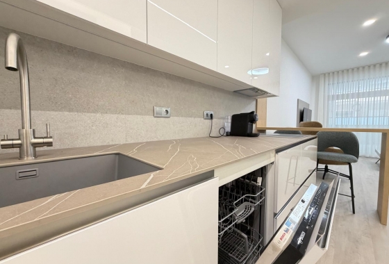 Reventa - Apartamento / piso - Torrevieja - Playa del Cura