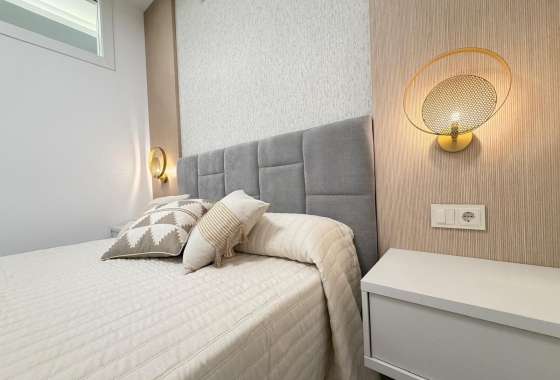 Reventa - Apartamento / piso - Torrevieja - Playa del Cura