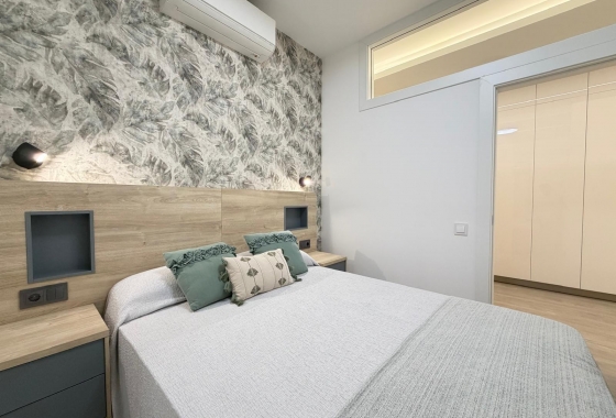 Reventa - Apartamento / piso - Torrevieja - Playa del Cura