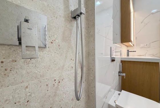 Reventa - Apartamento / piso - Torrevieja - Playa del Cura