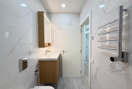 Reventa - Apartamento / piso - Torrevieja - Playa del Cura
