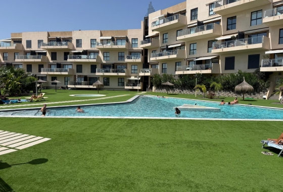Herverkoop - Bungalow - Orihuela Costa - La Zenia