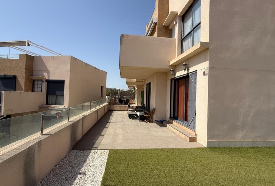 Herverkoop - Bungalow - Orihuela Costa - La Zenia
