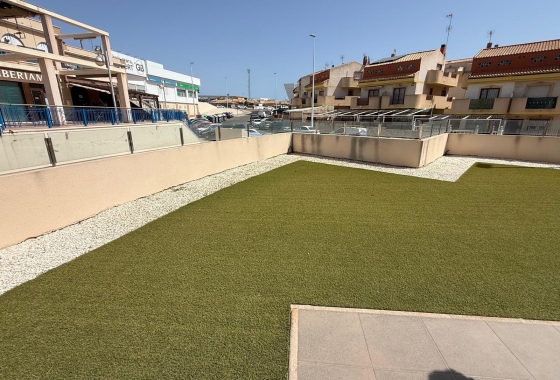 Herverkoop - Bungalow - Orihuela Costa - La Zenia