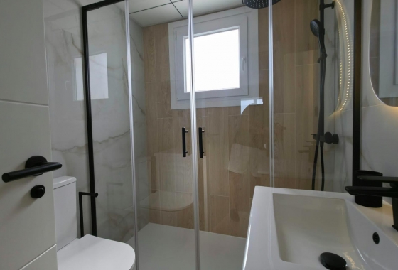 Herverkoop - Bungalow - Torrevieja - Zona Los Frutales