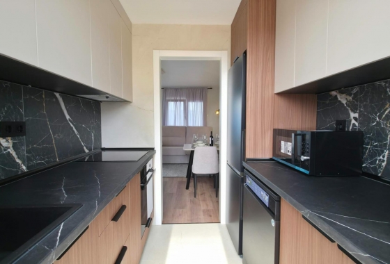 Herverkoop - Bungalow - Torrevieja - Zona Los Frutales