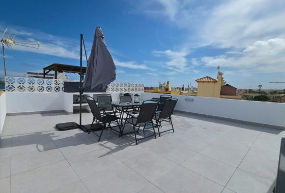 Herverkoop - Bungalow - Torrevieja - Zona Los Frutales