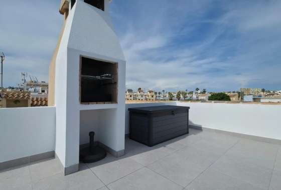 Herverkoop - Bungalow - Torrevieja - Zona Los Frutales