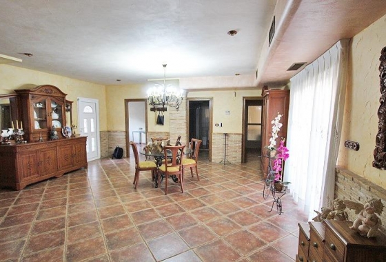 Herverkoop - Villa - Formentera del Segura - C- Cooperativa