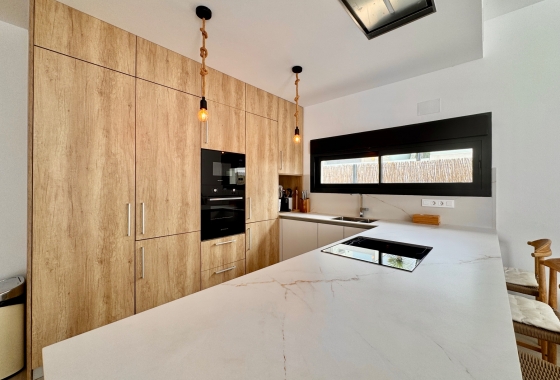 Herverkoop - Villa - Alicante - Costa Blanca