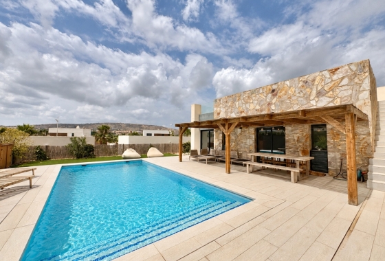Herverkoop - Villa - Alicante - Costa Blanca