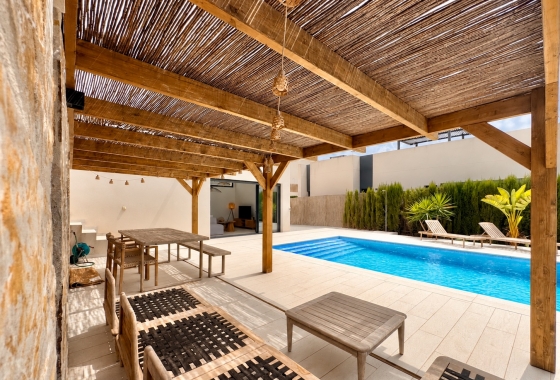Herverkoop - Villa - Alicante - Costa Blanca