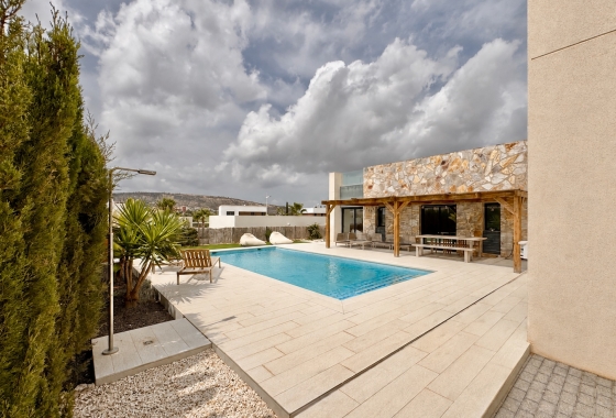 Herverkoop - Villa - Alicante - Costa Blanca