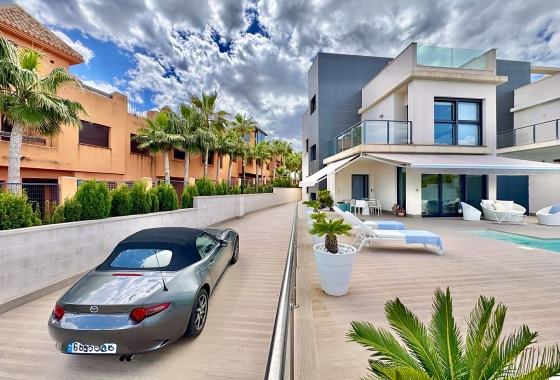 Herverkoop - Villa - San Miguel de Salinas - Bellavista