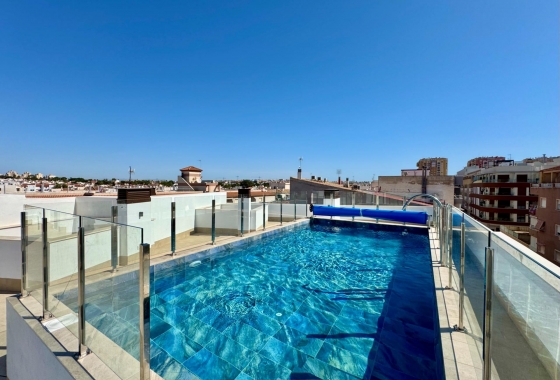Herverkoop - Appartement / flat - Torrevieja - Habaneras
