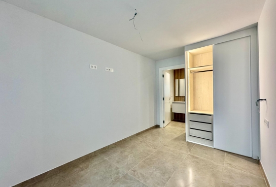 Herverkoop - Appartement / flat - Torrevieja - Habaneras
