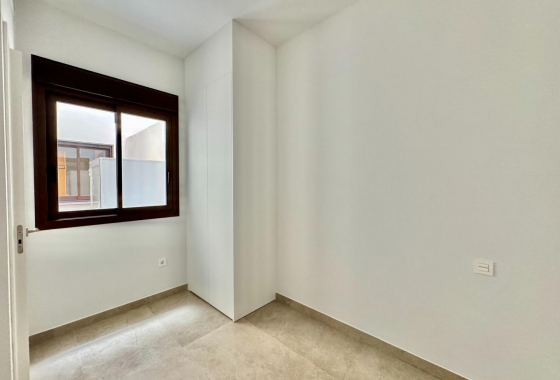 Herverkoop - Appartement / flat - Torrevieja - Habaneras