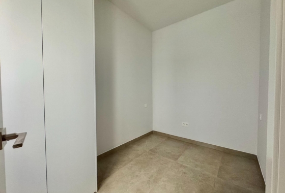 Herverkoop - Appartement / flat - Torrevieja - Habaneras