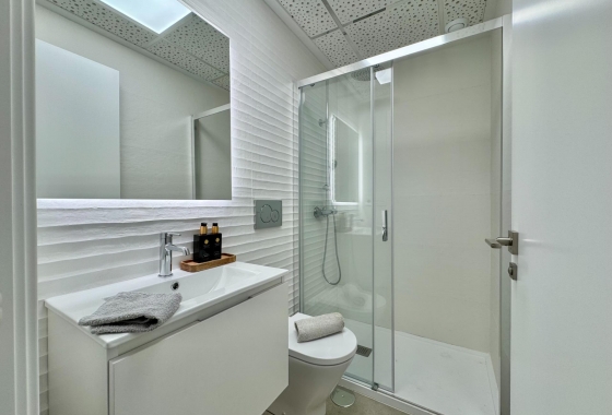 Herverkoop - Appartement / flat - Torrevieja - Habaneras