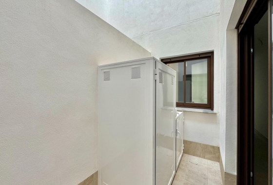 Herverkoop - Appartement / flat - Torrevieja - Habaneras