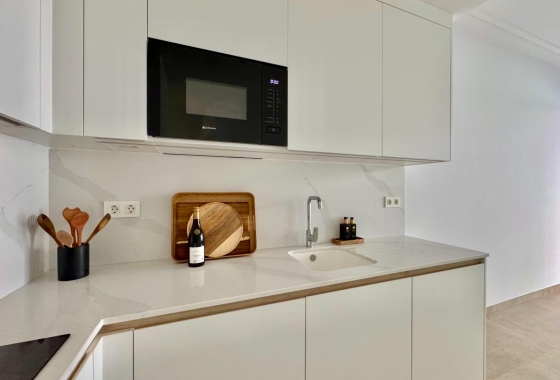 Herverkoop - Appartement / flat - Torrevieja - Habaneras