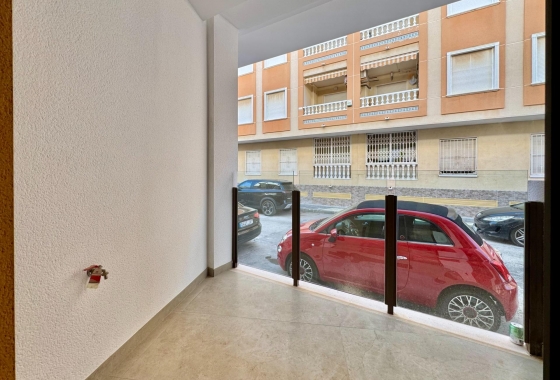 Herverkoop - Appartement / flat - Torrevieja - Habaneras