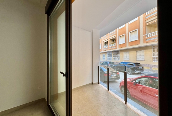Herverkoop - Appartement / flat - Torrevieja - Habaneras