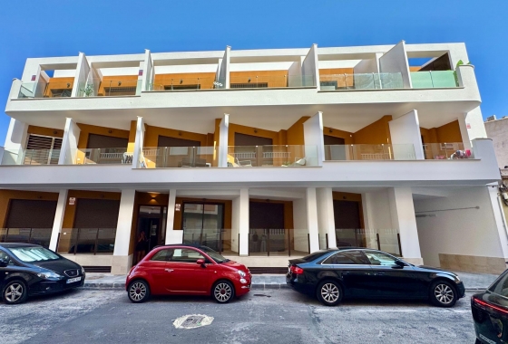 Herverkoop - Appartement / flat - Torrevieja - Habaneras