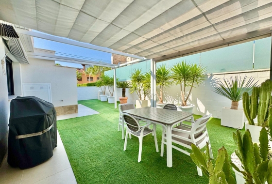 Herverkoop - Villa - San Miguel de Salinas - Bellavista