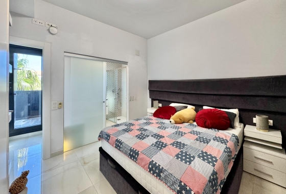 Herverkoop - Villa - Orihuela Costa - Lomas De Cabo Roig