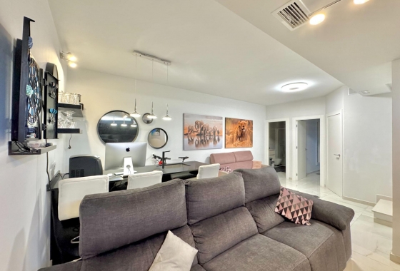 Herverkoop - Villa - Orihuela Costa - Lomas De Cabo Roig