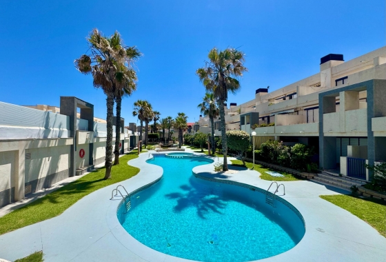 Herverkoop - Appartement / flat - Torrevieja - Torre La Mata
