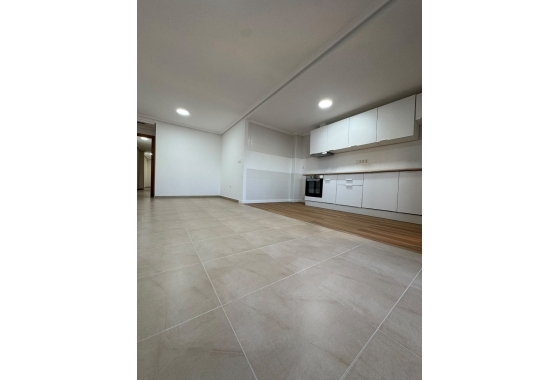 Herverkoop - Appartement / flat - Torrevieja - Puerto Deportivo Marina Salinas
