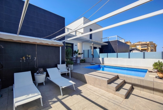 Herverkoop - Villa - Formentera del Segura - Costa Blanca