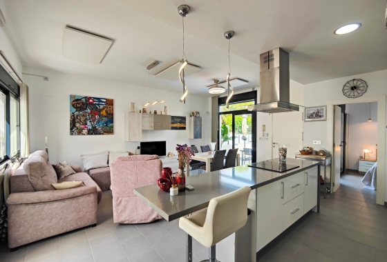 Herverkoop - Villa - Formentera del Segura - Costa Blanca
