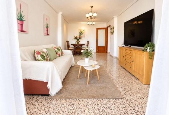 Herverkoop - Appartement / flat - Torrevieja - Acequion