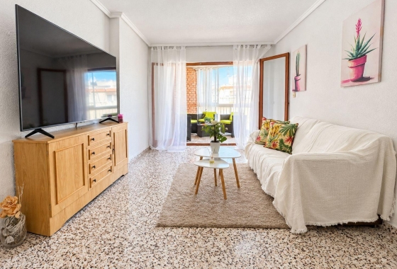 Herverkoop - Appartement / flat - Torrevieja - Acequion