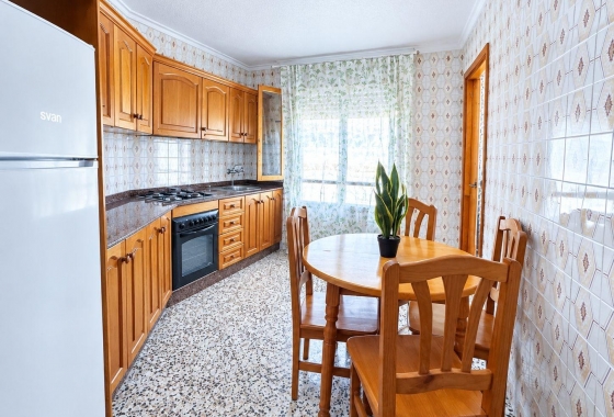 Herverkoop - Appartement / flat - Torrevieja - Acequion