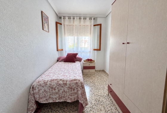 Herverkoop - Appartement / flat - Torrevieja - Acequion