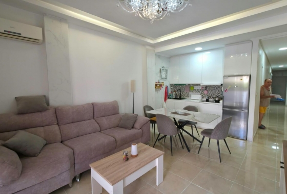 Herverkoop - Appartement / flat - Torrevieja - Nueva Torrevieja