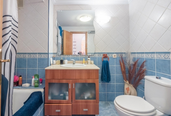 Herverkoop - Appartement / flat - Torrevieja - Acequion