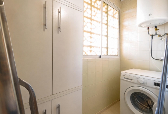 Herverkoop - Appartement / flat - Torrevieja - Acequion