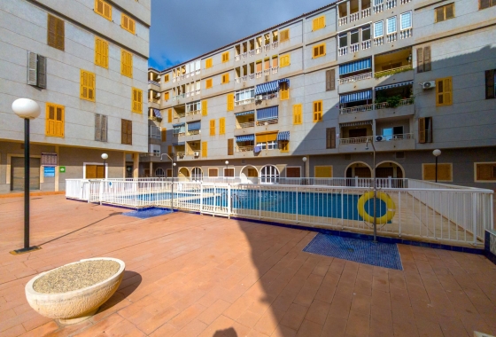 Herverkoop - Appartement / flat - Torrevieja - Acequion