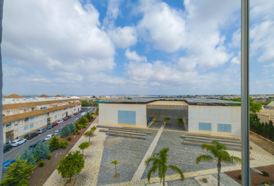 Herverkoop - Appartement / flat - Torrevieja - Acequion